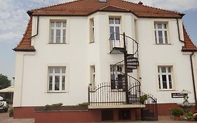 Pałacyk w Pakości Hotel